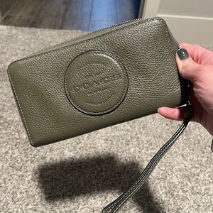 Olive Coach Zipper Wallet